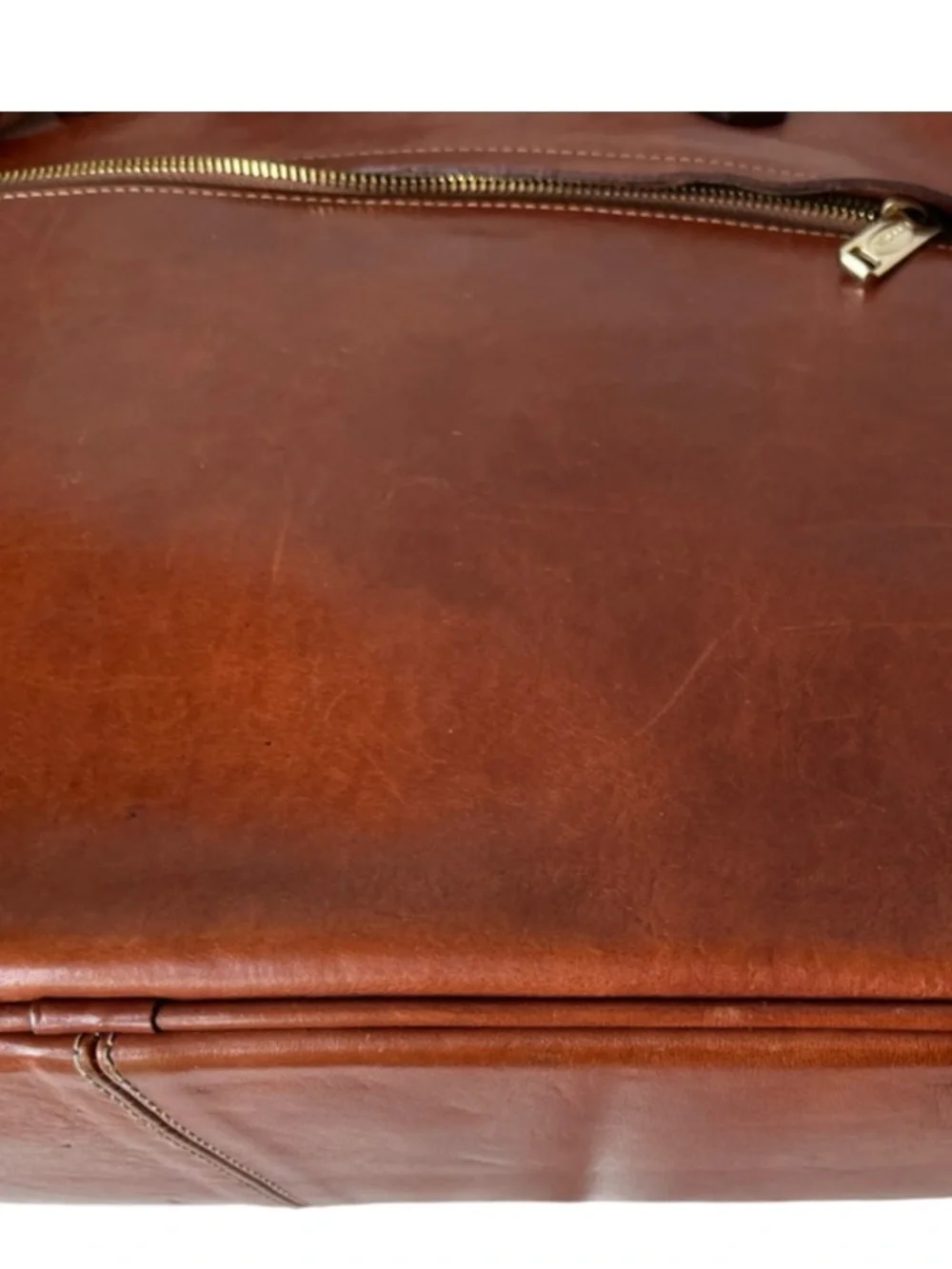 This Terrida rare vintage leather shoulder tote